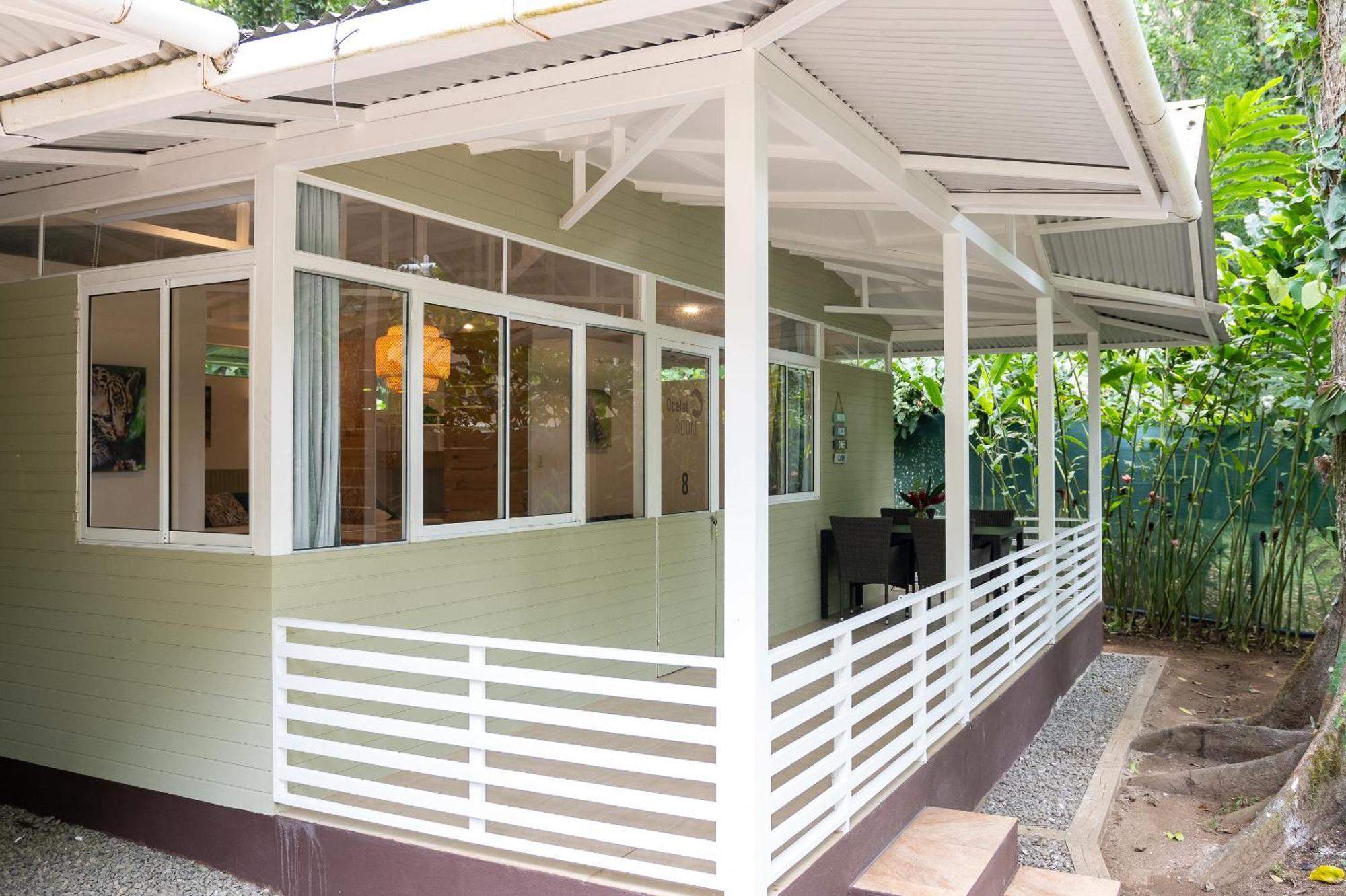 Jaguar Inn Bungalows Puerto Viejo de Talamanca Exteriér fotografie